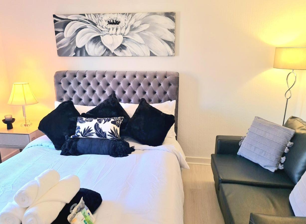 Immaculate 3-Bedrooms Dundee Apartment Екстер'єр фото